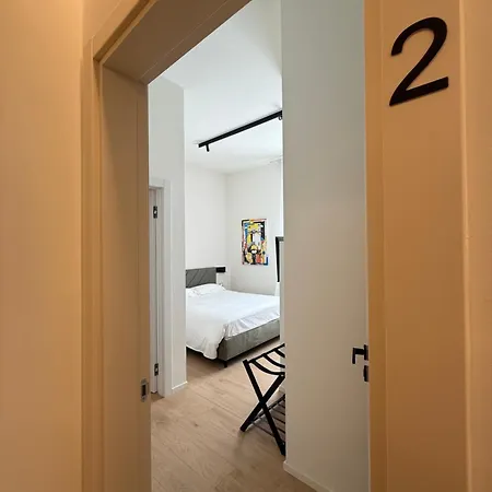 Konukevi Milazzo 13 3*